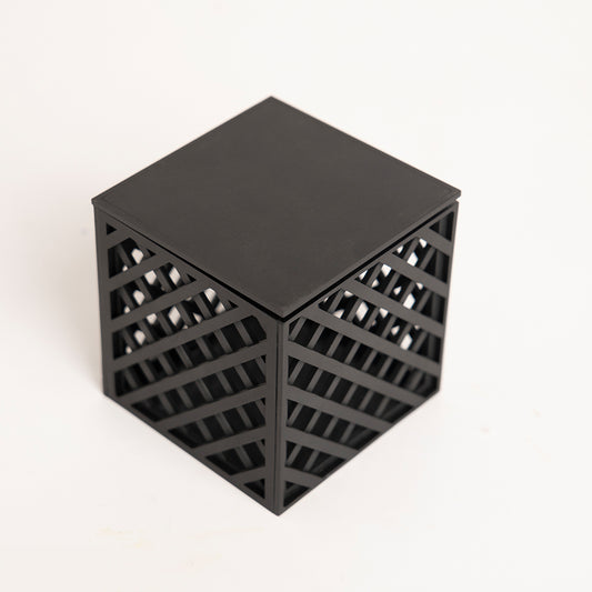 Angled display showing crosshatch texture and double-layered structure