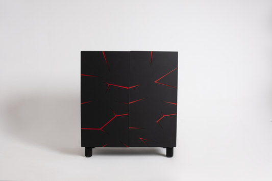 Obsidian Meridian Console – Modern