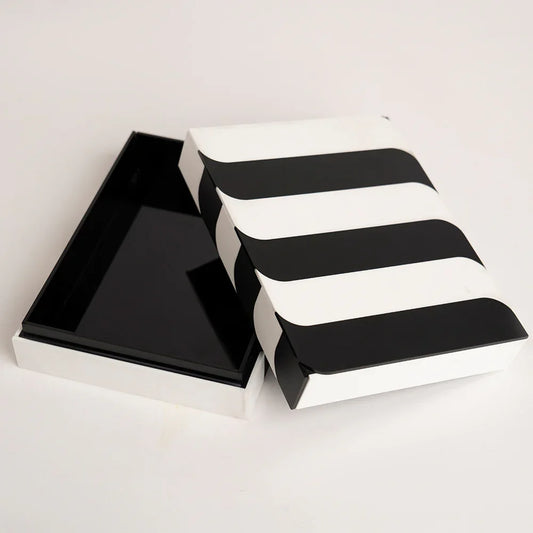 Twist and Turn Gift Box – Modern Acrylic Gift