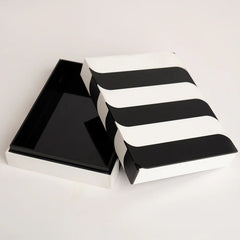 Twist and Turn Gift Box – Modern Acrylic Gift